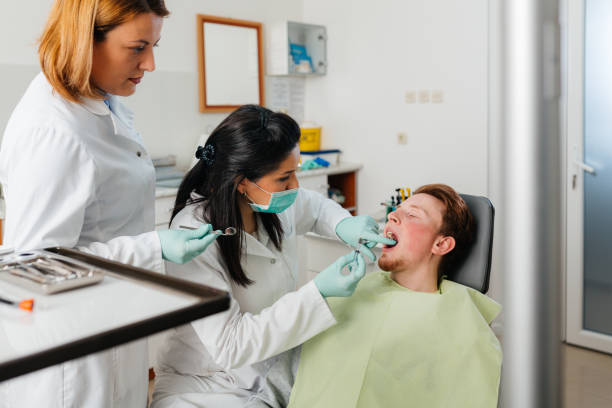 Best Emergency Tooth Extraction in Monson Center, MA